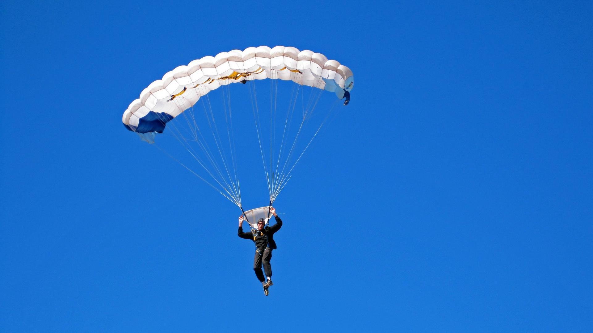 冬奥会特技滑雪赛,技术与勇气的极致展现,冬奥会滑雪项目简介